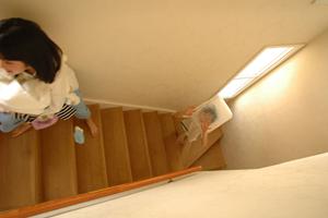 老舗のサッシ屋が運営する玄関ドア専科